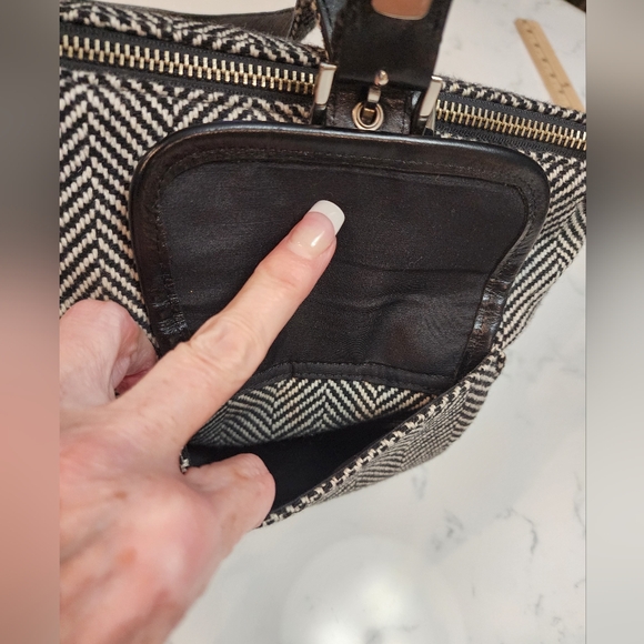BANANA REPUBLIC Vintage 2005 Black White Herringbone Tweed Purse EUC - Picture 8 of 16